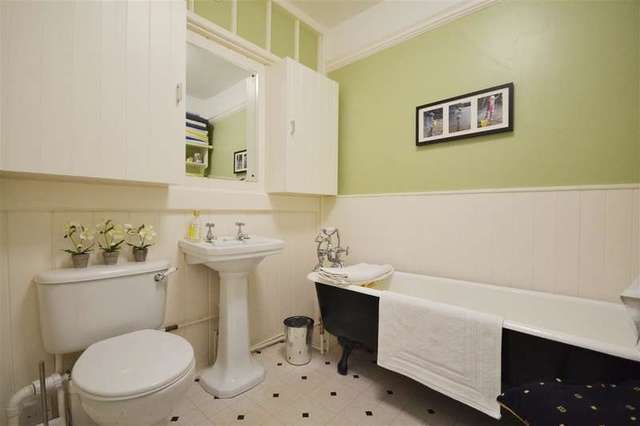  Image of 3 bedroom Property for sale in West Hill Harrow-on-the-Hill Harrow HA2 at South Harrow, HA2 0JQ