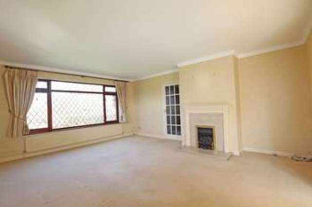  Image of 4 bedroom Detached house for sale in Groves Down West Wellow Romsey SO51 at Groves Down West Wellow Romsey, SO51 6DZ