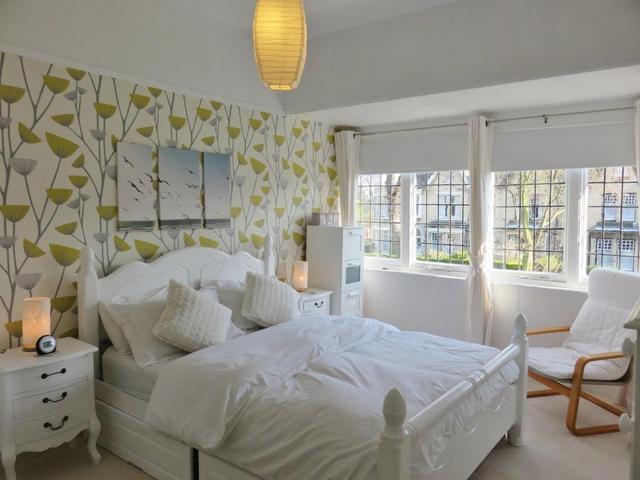  Image of 3 bedroom Detached house for sale in Westbourne Avenue Princes Avenue Hull HU5 at HULL, HU5 3JB