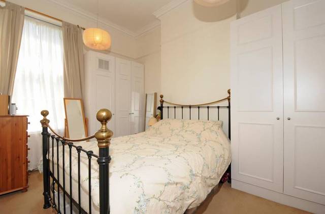  Image of 1 bedroom Ground Flat to rent in Westbourne Terrace Road London W2 at Westbourne Terrace Road  London, W2 6NF