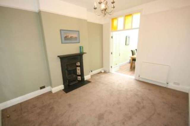  Image of 4 bedroom End of Terrace to rent in Westgate Hale Altrincham WA15 at ALTRINCHAM, WA15 9AY