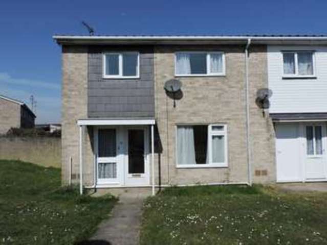 Image of 3 bedroom Terraced house to rent in Westhall Road Lowestoft NR32 at Westhall Road  Lowestoft, NR32 4DF