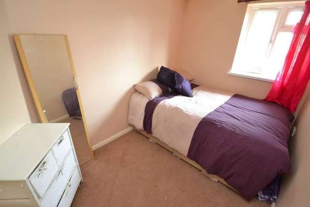  Image of 2 bedroom Flat for sale in Bridlebank Way Weymouth DT3 at 71 Bridlebank Way  Weymouth, DT3 5RP