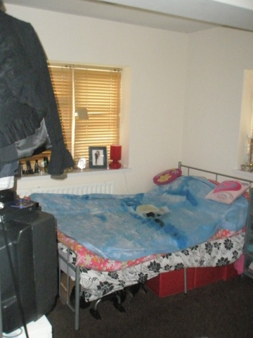  Image of 1 bedroom Ground Flat to rent in Whitchurch Road Heath Cardiff CF14 at Flat 2  Cardiff, CF14 3JR
