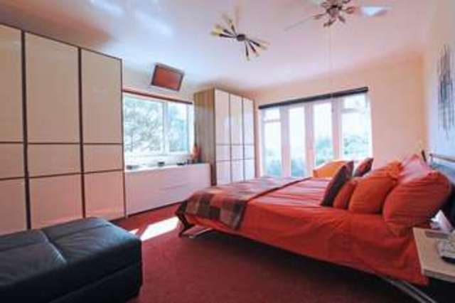  Image of 3 bedroom Detached house for sale in Whiteparish Salisbury SP5 at Whiteparish Salisbury, SP5 2QE