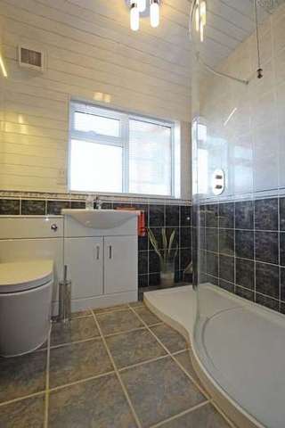  Image of 3 bedroom Detached house for sale in Whiteparish Salisbury SP5 at Whiteparish Salisbury, SP5 2QE