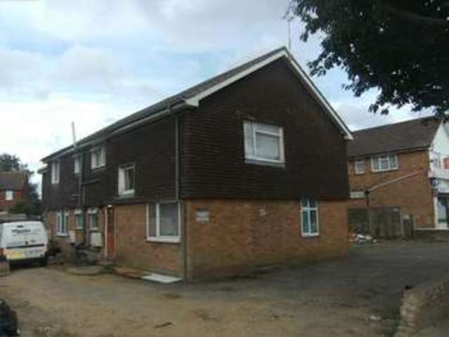  Image of 1 bedroom Flat to rent in Clun Road Wick Littlehampton BN17 at Wick Littlehampton, BN17 7ER