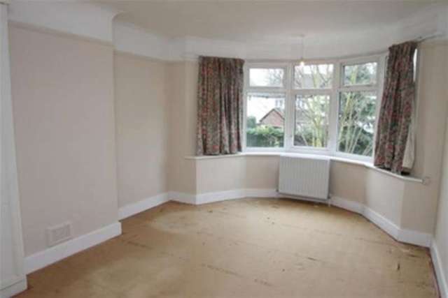  Image of 3 bedroom Semi-Detached house to rent in Wickham Court Road West Wickham BR4 at West Wickham, BR4 9LN
