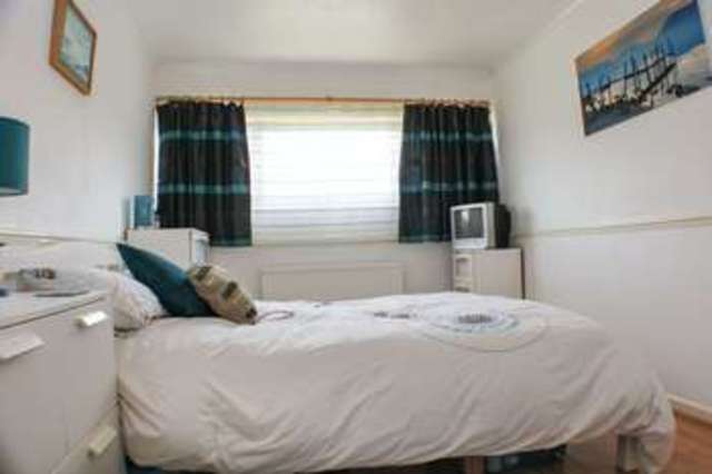  Image of 3 bedroom Terraced house for sale in Willow Close Garsington Oxford OX44 at Willow Close Garsington Oxford, OX44 9AN