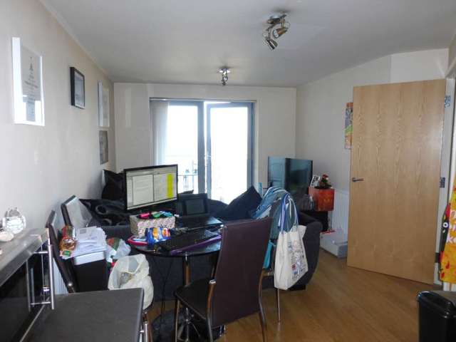  Image of 1 bedroom Flat to rent in Wilmington Close Watford WD18 at Wilmington Close  Watford, WD18 0FQ