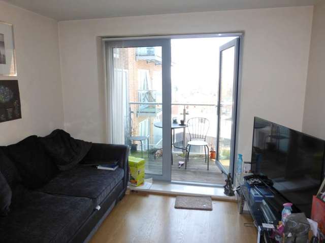  Image of 1 bedroom Flat to rent in Wilmington Close Watford WD18 at Wilmington Close  Watford, WD18 0FQ