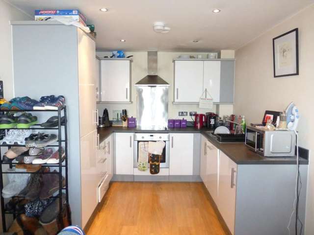  Image of 1 bedroom Flat to rent in Wilmington Close Watford WD18 at Wilmington Close  Watford, WD18 0FQ