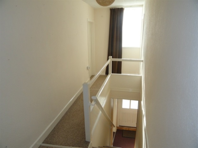  Image of 3 bedroom Property for sale in Windhill Old Road Bradford BD10 at Thackley, Bradford, BD10 0SN