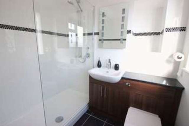  Image of 1 bedroom Flat for sale in Windmill Road Headington Oxford OX3 at Windmill Road Headington Oxford, OX3 7BX