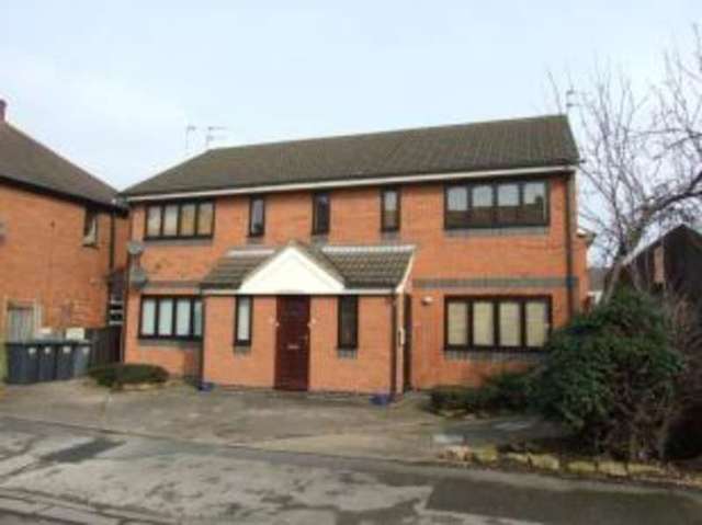  Image of 2 bedroom Flat for sale in Windsor Street Beeston Nottingham NG9 at Beeston Nottingham Beeston, NG9 2BW