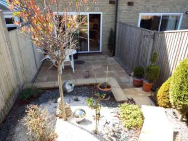  Image of 3 bedroom Terraced house for sale in Oakey Drive Wokingham RG40 at Wokingham Berkshire Wokingham, RG40 2DT