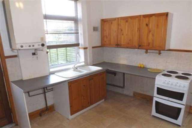  Image of 2 bedroom Terraced house to rent in Wood Road Sheffield S6 at Sheffield, S6 4LU