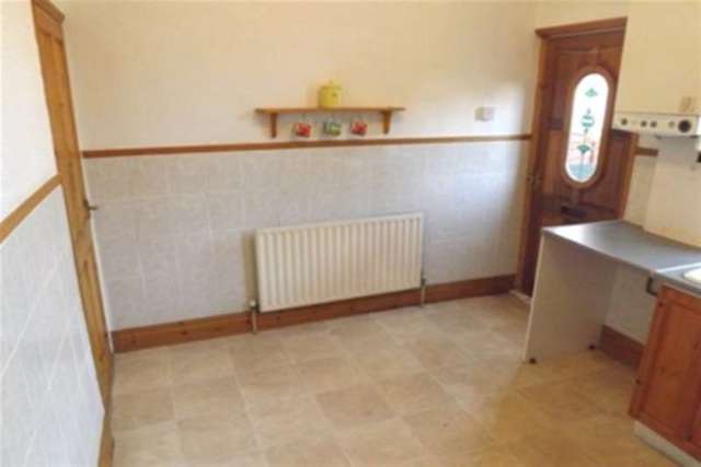  Image of 2 bedroom Terraced house to rent in Wood Road Sheffield S6 at Sheffield, S6 4LU
