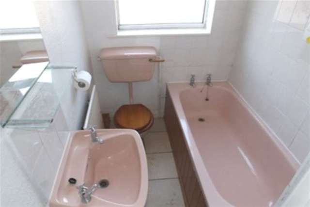  Image of 2 bedroom Terraced house to rent in Wood Road Sheffield S6 at Sheffield, S6 4LU