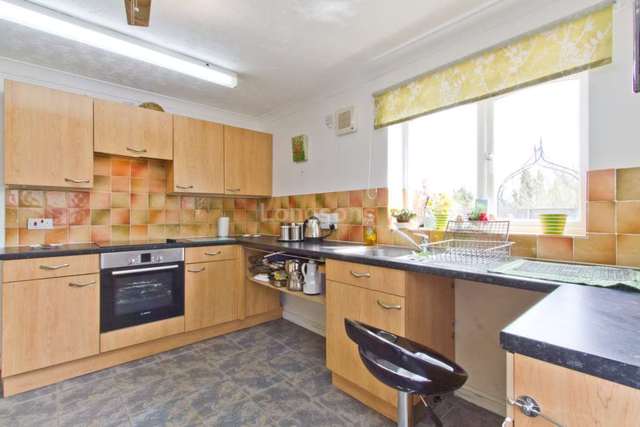  Image of 2 bedroom Detached house for sale in Wren Close Necton Swaffham PE37 at Wren Close Necton Swaffham, PE37 8NR