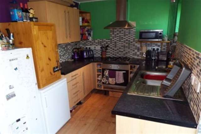  Image of 3 bedroom Detached house to rent in Stiby Road Yeovil BA21 at Yeovil, BA21 3EL