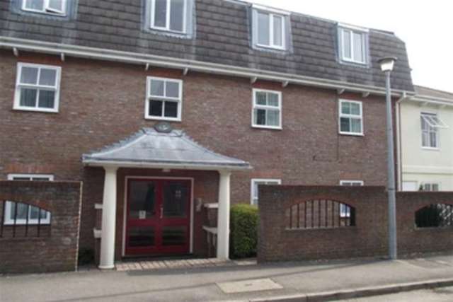  Image of 1 bedroom Flat to rent in York Mews Alton GU34 at Alton, GU34 1JU
