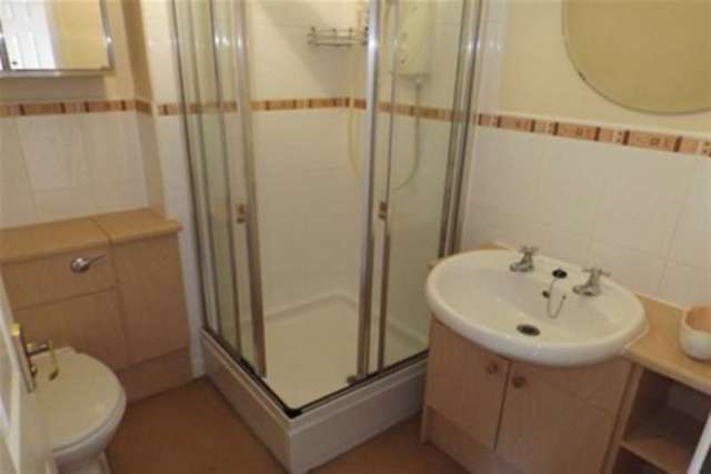  Image of 2 bedroom Flat to rent in Yorkhill Parade Glasgow G3 at Glasgow, G3 8SW