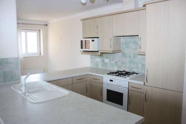  Image of 1 bedroom Flat to rent in Millennium Drive London E14 at Docklands, E14 3GH