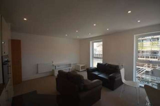  Image of 2 bedroom Flat to rent in John Thornycroft Road Southampton SO19 at John Thornycroft Road  Southampton, SO19 9SP