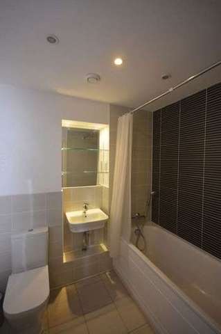  Image of 2 bedroom Flat to rent in John Thornycroft Road Southampton SO19 at John Thornycroft Road  Southampton, SO19 9SP