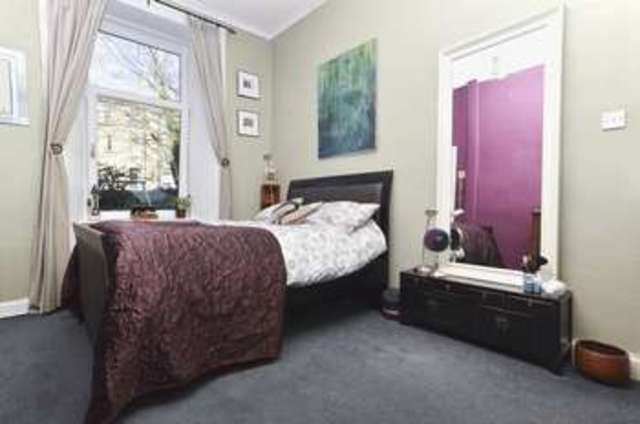  Image of 2 bedroom Flat for sale in Easter Road Edinburgh EH6 at Easter Road Easter Road Edinburgh, EH6 8LH