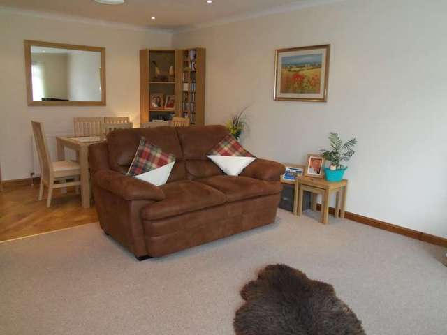  Image of 2 bedroom Detached house for sale in Cammesreinach Crescent Hunters Quay Dunoon PA23 at Cammesreinach Crescent Hunters Quay Dunoon, PA23 8JZ