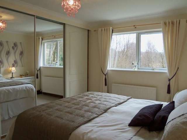  Image of 2 bedroom Detached house for sale in Cammesreinach Crescent Hunters Quay Dunoon PA23 at Cammesreinach Crescent Hunters Quay Dunoon, PA23 8JZ