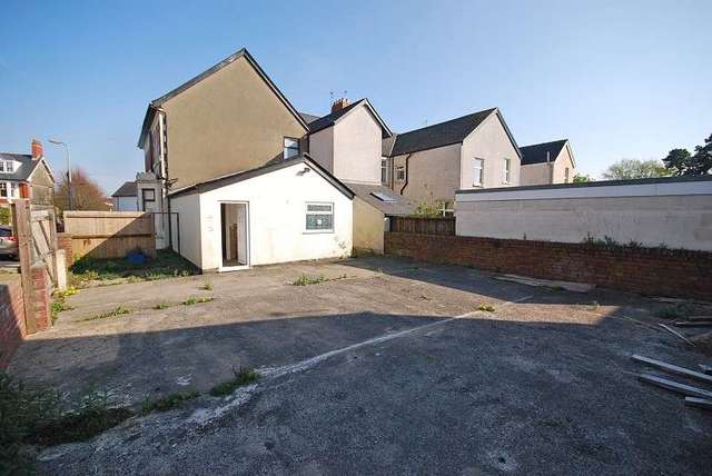  Image of 4 bedroom End of Terrace for sale in Bassaleg Road Newport NP20 at 38 Bassaleg Road  Newport, NP20 3EA