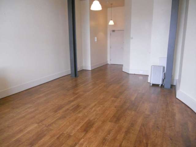  Image of Apartment to rent in Bradford Road Dewsbury WF13 at Sprinkwell Mills  Dewsbury, WF13 2DS