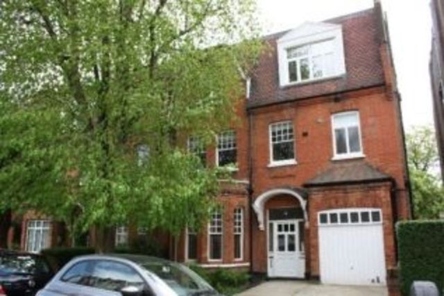  Image of 3 bedroom Flat to rent in Aberdare Gardens London NW6 at London, NW6 3QA