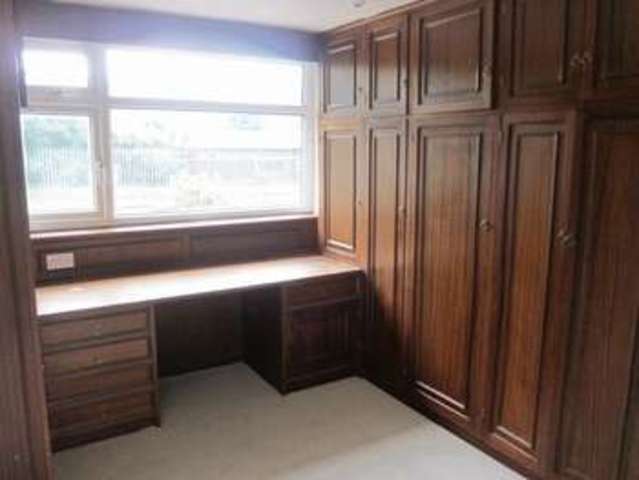  Image of 4 bedroom Property to rent in Cowm Park Way South Whitworth Rochdale OL12 at Whitworth Rochdale OL12 8AS - A FABULOUS 4 BEDROOMED DETACHED FAMILY HOUSE Rochdale, OL12 8AS