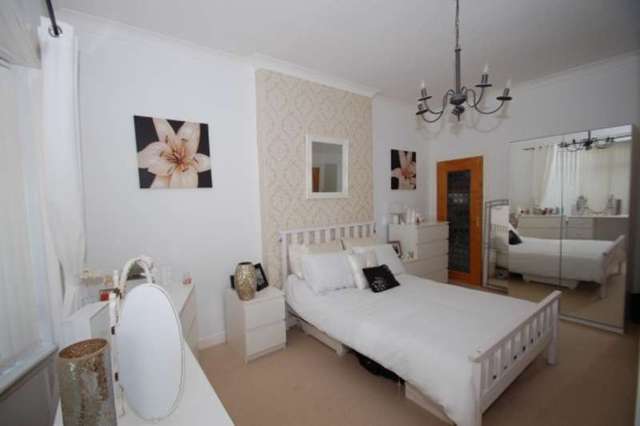  Image of 2 bedroom Flat for sale in Tannadice Avenue Glasgow G52 at 50 Tannadice Avenue  Glasgow, G52 3DT