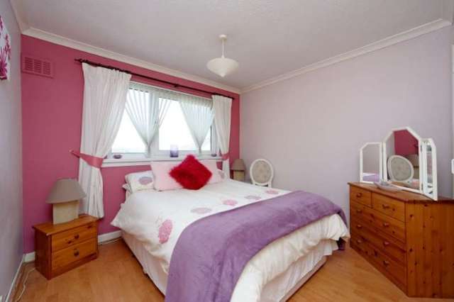  Image of 4 bedroom Detached house for sale in Ringwell Gardens Stonehouse Larkhall ML9 at Ringwell Gardens  Larkhall, ML9 3QW