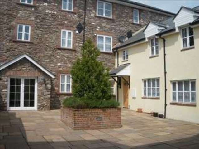  Image of 1 bedroom Flat to rent in Baker Street Abergavenny NP7 at Baker Street  Abergavenny, NP7 5BJ