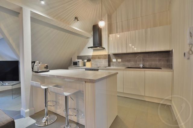  Image of 2 bedroom Flat to rent in Adams Row London W1K at Adams Row Mayfair London, W1K 2LA