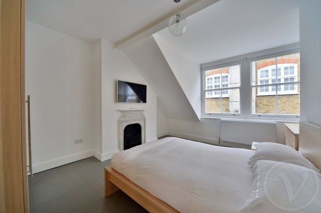  Image of 2 bedroom Flat to rent in Adams Row London W1K at Adams Row Mayfair London, W1K 2LA