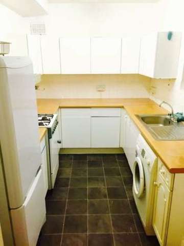  Image of 1 bedroom Flat to rent in Adelina Grove London E1 at Adelina Grove  London, E1 3AA