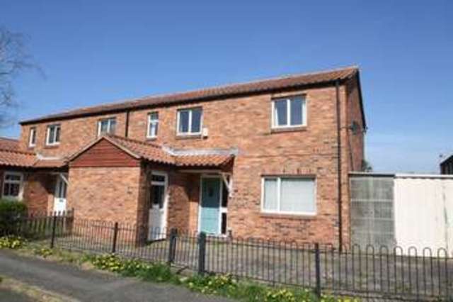  Image of 4 bedroom Terraced house to rent in Aintree Close Leegomery Telford TF1 at Aintree Close Leegomery Telford, TF1 6UY
