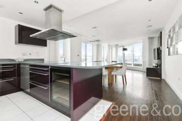  Image of 3 bedroom Flat to rent in Western Gateway London E16 at Western Gateway  North Woolwich, E16 1BW