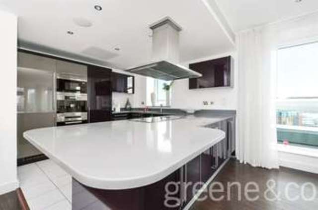  Image of 3 bedroom Flat to rent in Western Gateway London E16 at Western Gateway  North Woolwich, E16 1BW