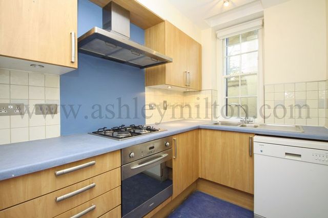  Image of 2 bedroom Flat to rent in Albert Terrace London NW1 at Albert Terrace Primrose Hill Camden Lock, NW1 7SU