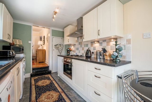  Image of 3 bedroom Terraced house for sale in Albion Street Aylesbury HP20 at Albion Street  Aylesbury, HP20 1RD