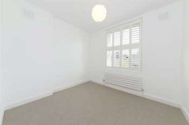  Image of 2 bedroom Maisonette for sale in Aldridge Road Villas London W11 at Notting Hill London Notting Hill, W11 1BL