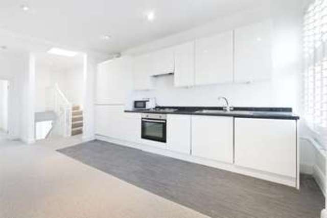  Image of 2 bedroom Maisonette for sale in Aldridge Road Villas London W11 at Notting Hill London Notting Hill, W11 1BL